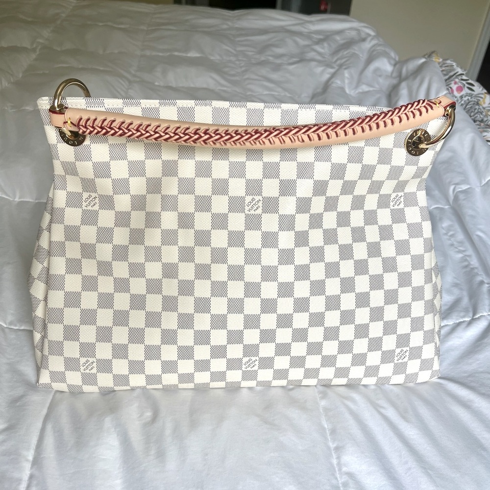 LV Handbag - make me an offer
